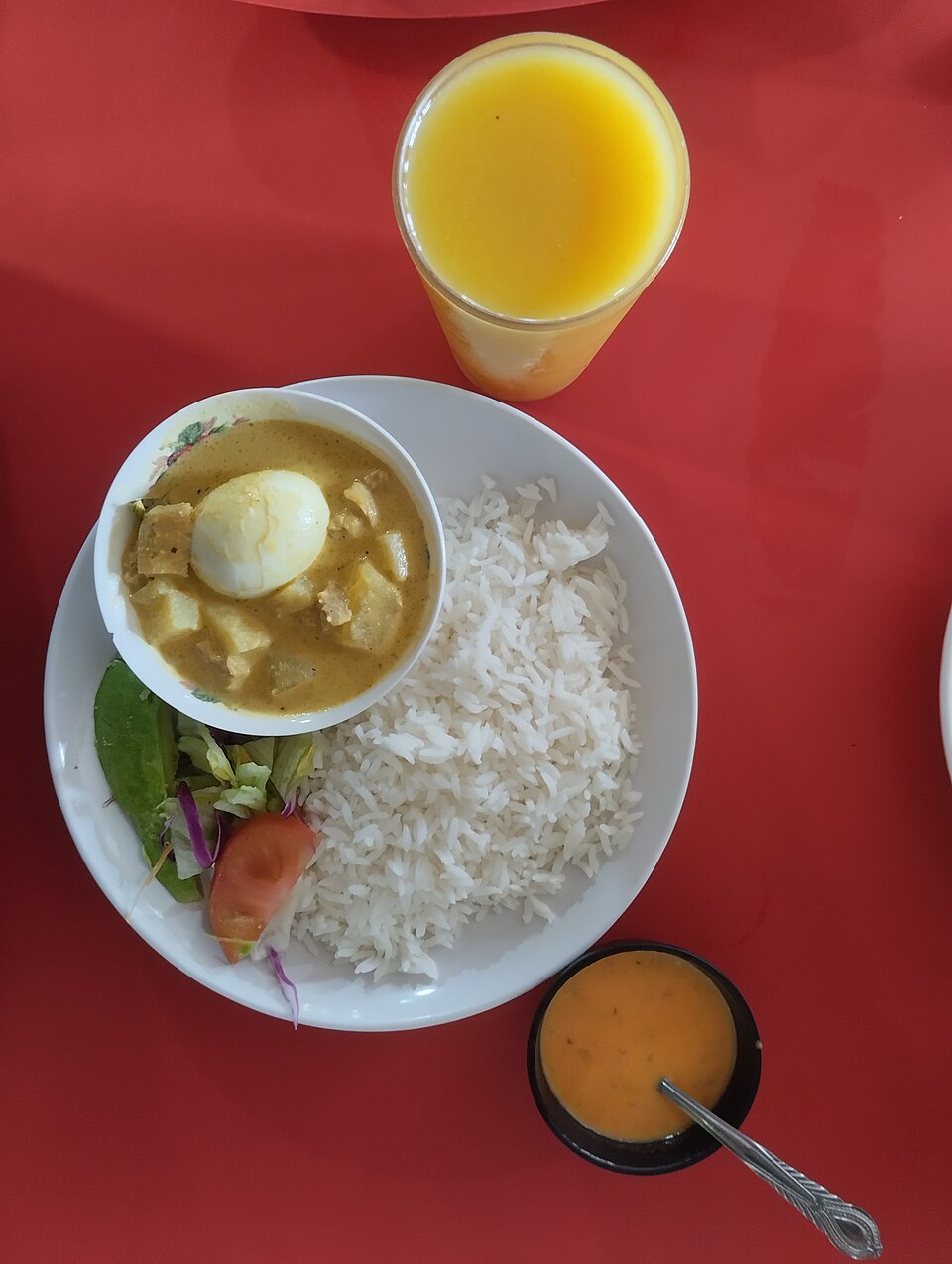 Guatita ecuatoriana con arroz